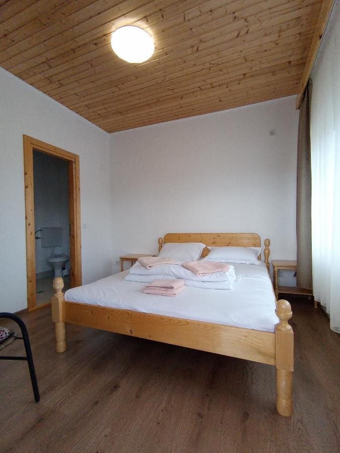 La Mariana Hotel Вама Веке Екстериор снимка